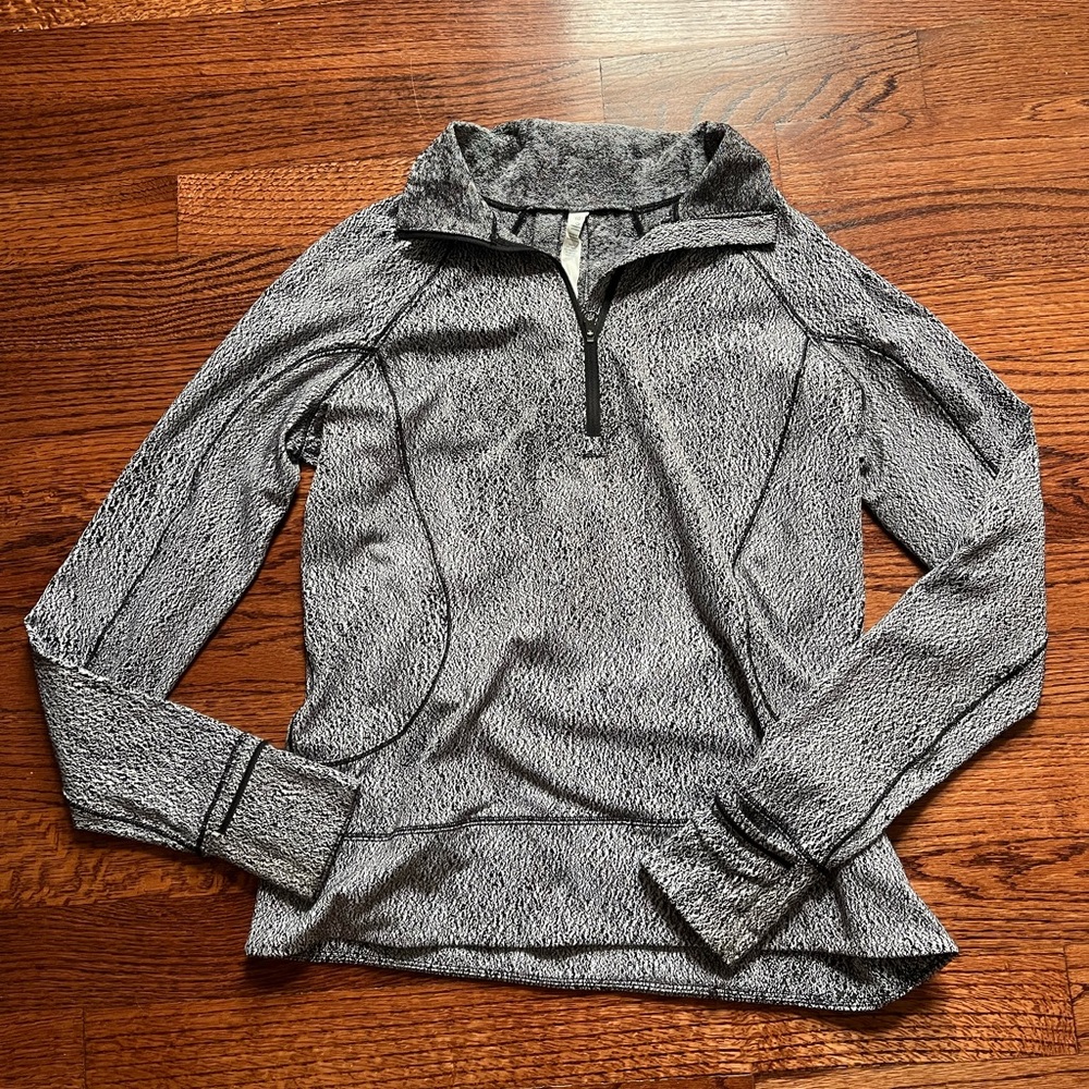 Lululemon quarter zip up